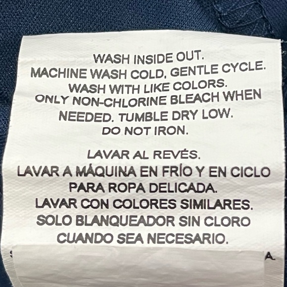 FCB FCBarcelona Més Que Un Club Men’s T-Shirt Size XL Navy EUC ⚽️🥅🏟️ - Picture 6 of 7